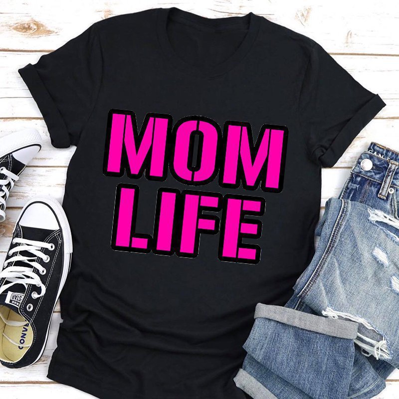New Mama Needs Coffee Short Sleeve T-shirt