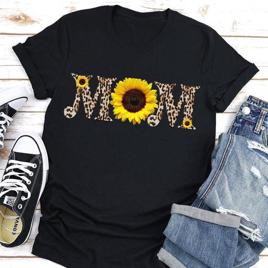 New Mama Needs Coffee Short Sleeve T-shirt
